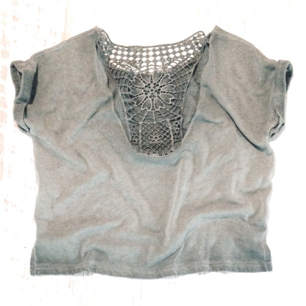 Pre-🖤 Aeropostale Lace Back Sweatshirt